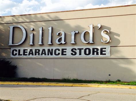 dillard's clearance outlet.